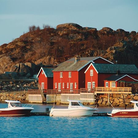 Statsbuene I Kabelvag Hotel Exterior photo